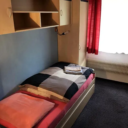 Matterhorn Golf Bed and Breakfast 2*