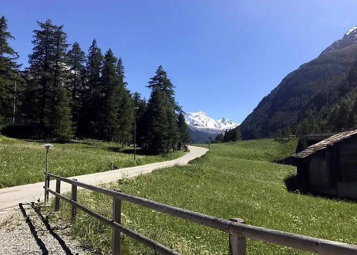 Matterhorn Golf Oda ve Kahvaltı 2*