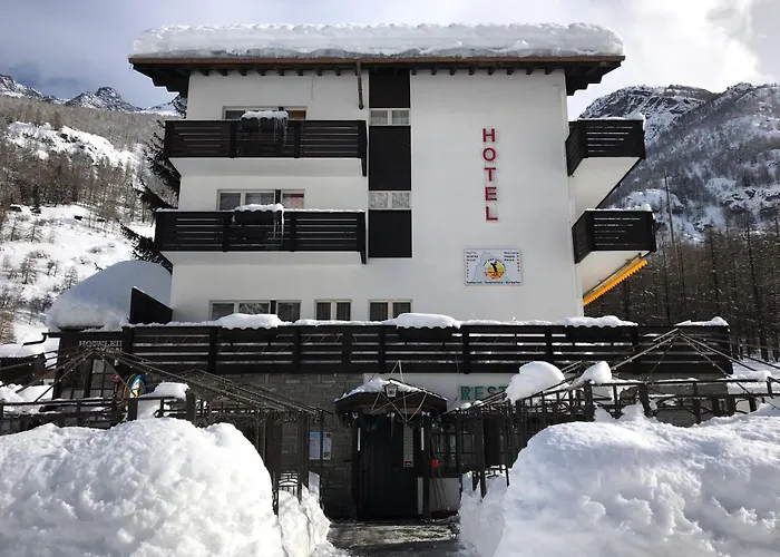 Matterhorn Golf Oda ve Kahvaltı Randa