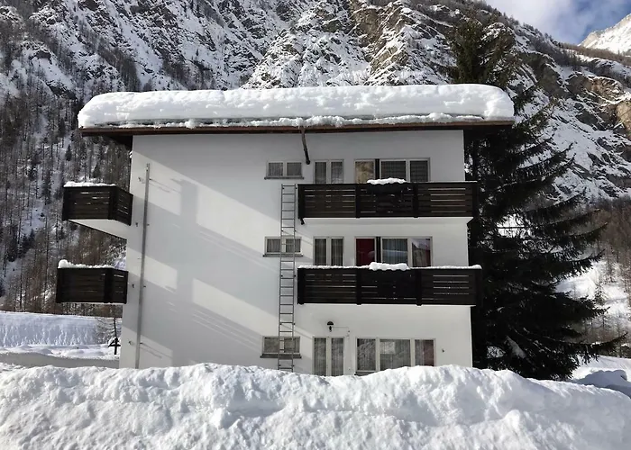 Oda ve Kahvaltı Matterhorn Golf 2*