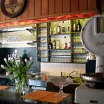 Matterhorn Golf Bed & Breakfast 2*